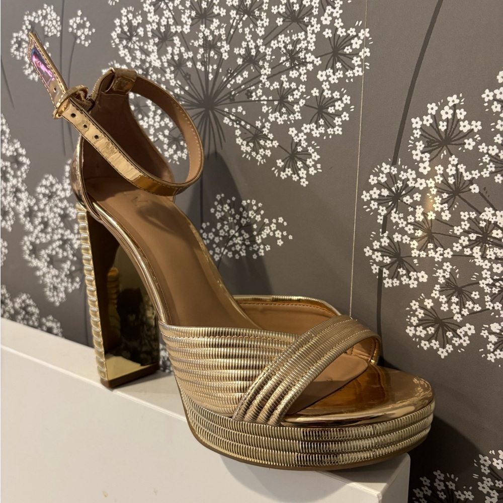 INC International Concepts Gold Strappy Heels - Picture 3 of 4
